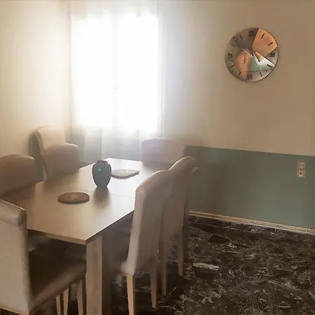 - Vue Mer Et Montagne Apartment Heraklion (Crete)