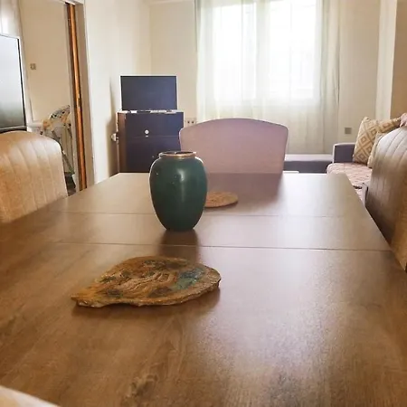 Apartment - Vue Mer Et Montagne